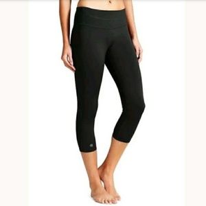 Athleta Sonar Capri